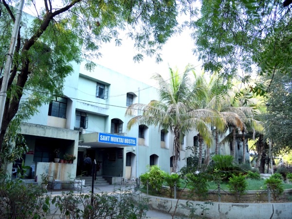 Hostel Tour — 3