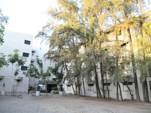 Hostel Tour — 4