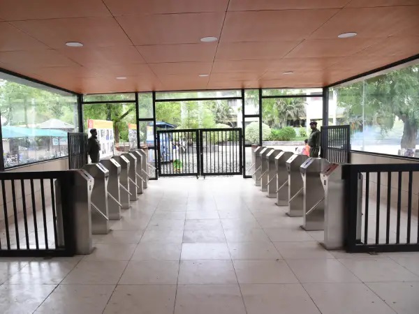 Security Tour — 3